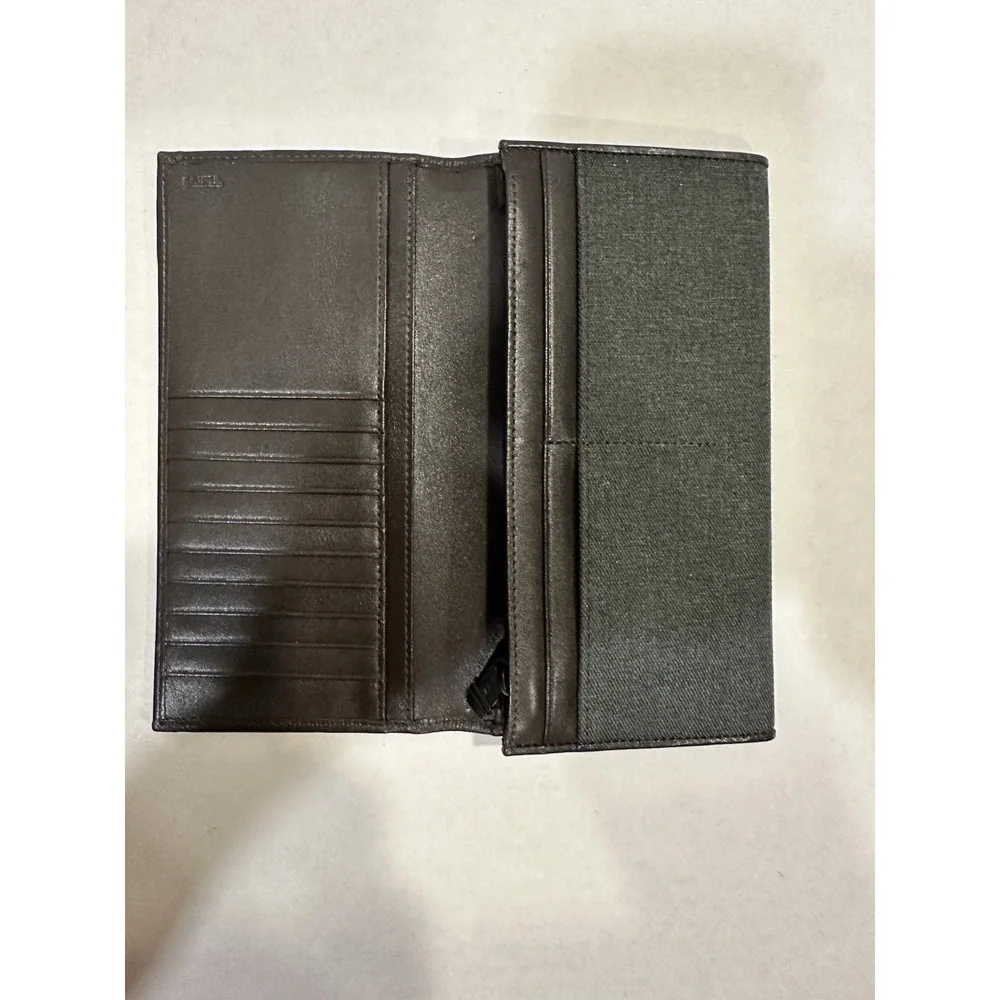 TUMI Brown Leather And Canvas Wallet Credit Card Holders Zipper New No Tags
